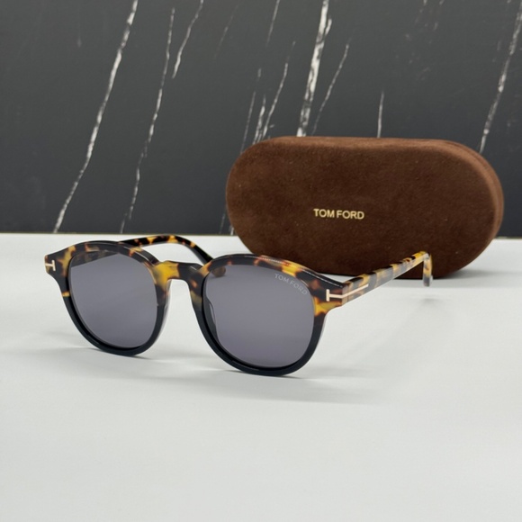 NEW TOM FORD TF752 56E UNISEX SUNGLASSES TOM FORD JAMESON TF0752/S EYEWEAR